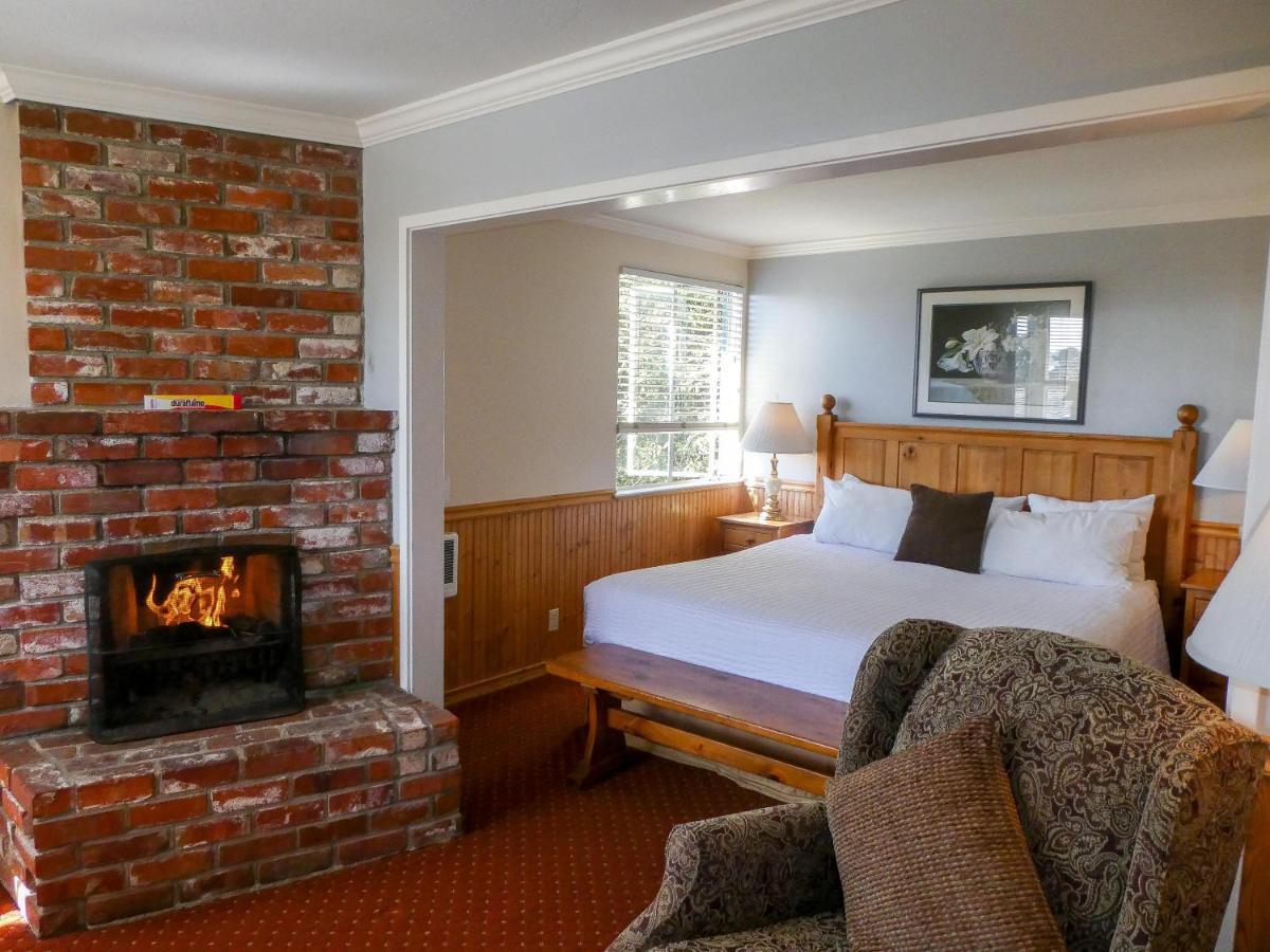 Carmel Fireplace Inn Exterior foto