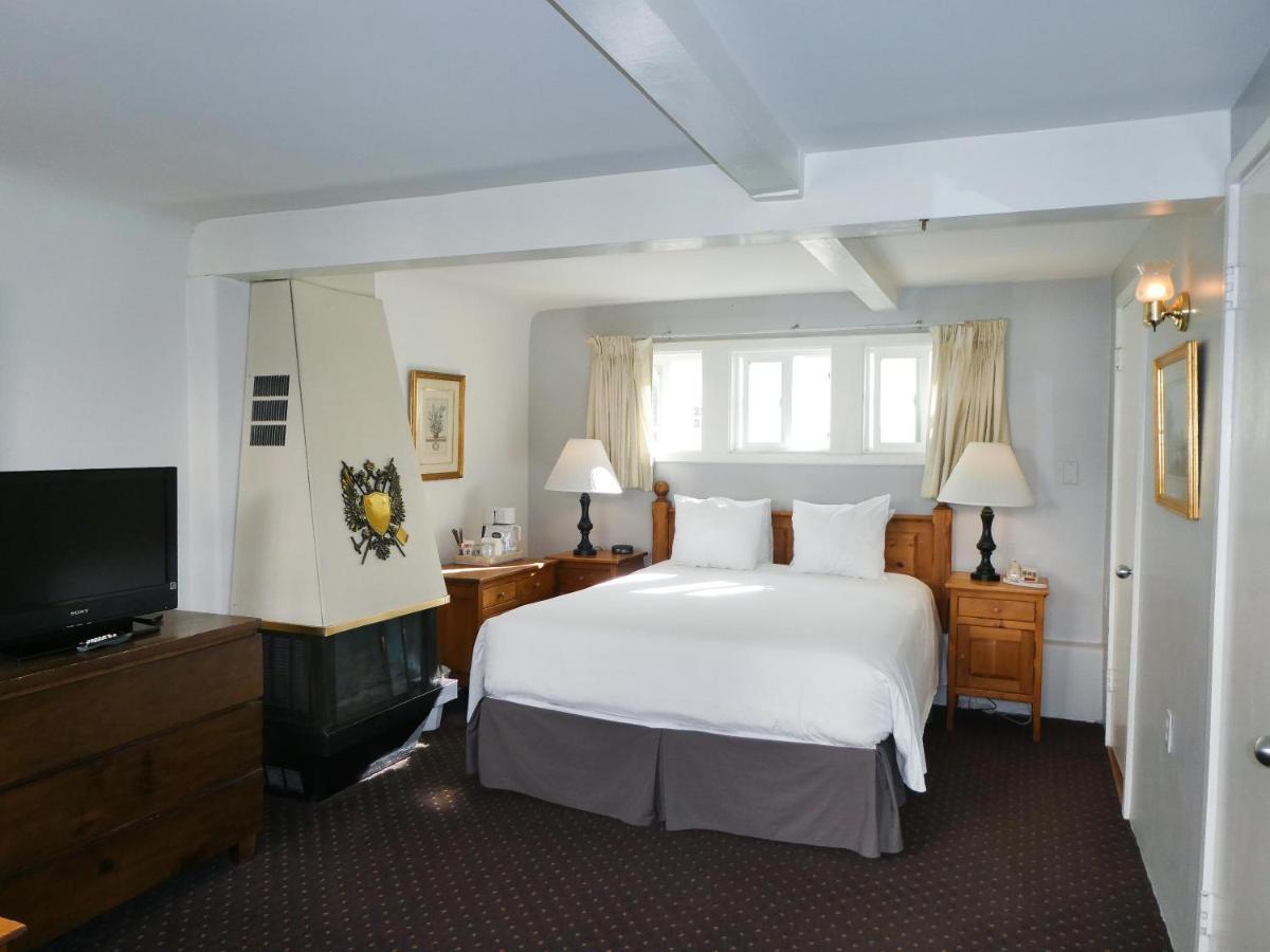 Carmel Fireplace Inn Zimmer foto