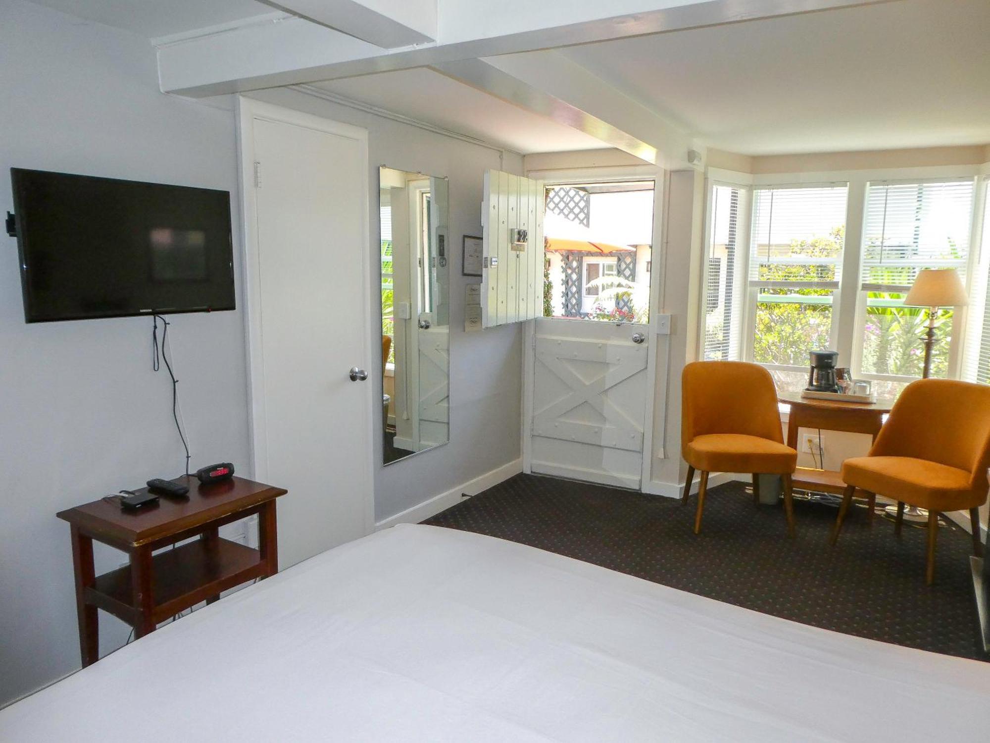 Carmel Fireplace Inn Zimmer foto