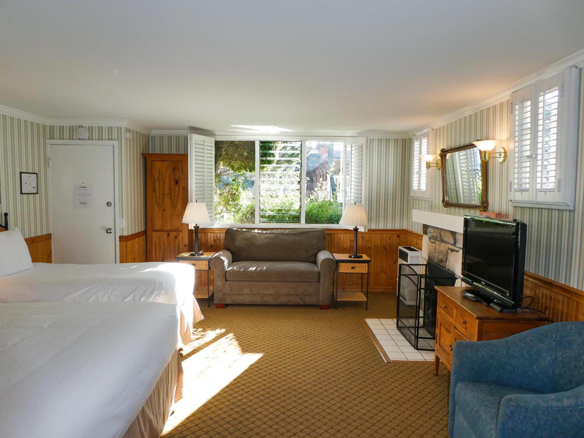Carmel Fireplace Inn Zimmer foto